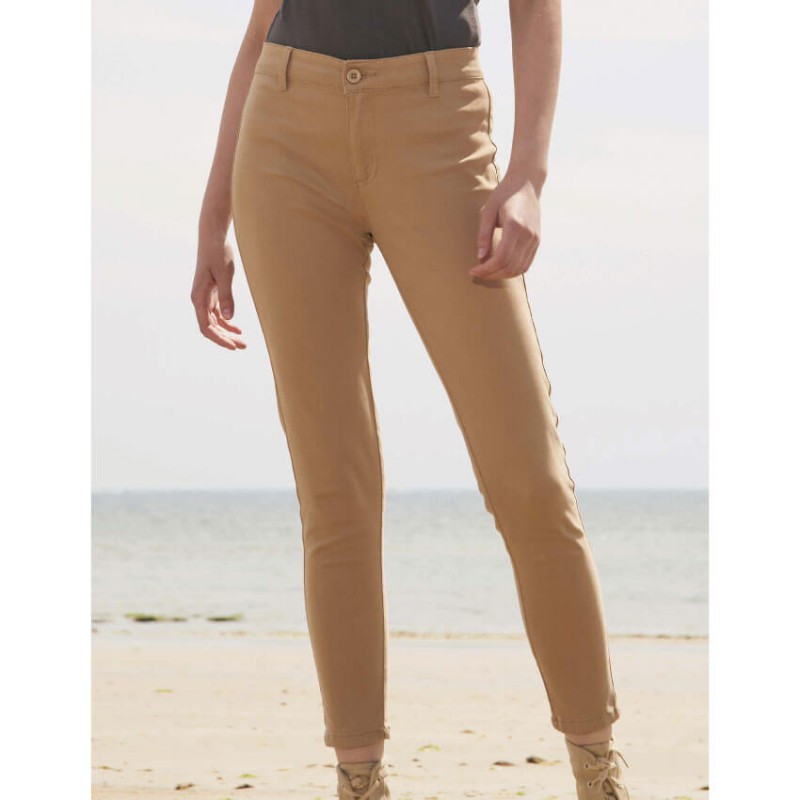 Pantalón largo marrón arena