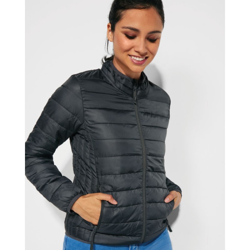 Chaqueta acolchada gris oscuro Chaqueta acolchada gris oscuro