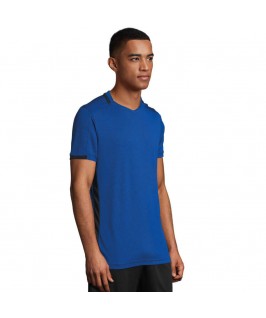 Camiseta técnica azul eléctrico con azul marino